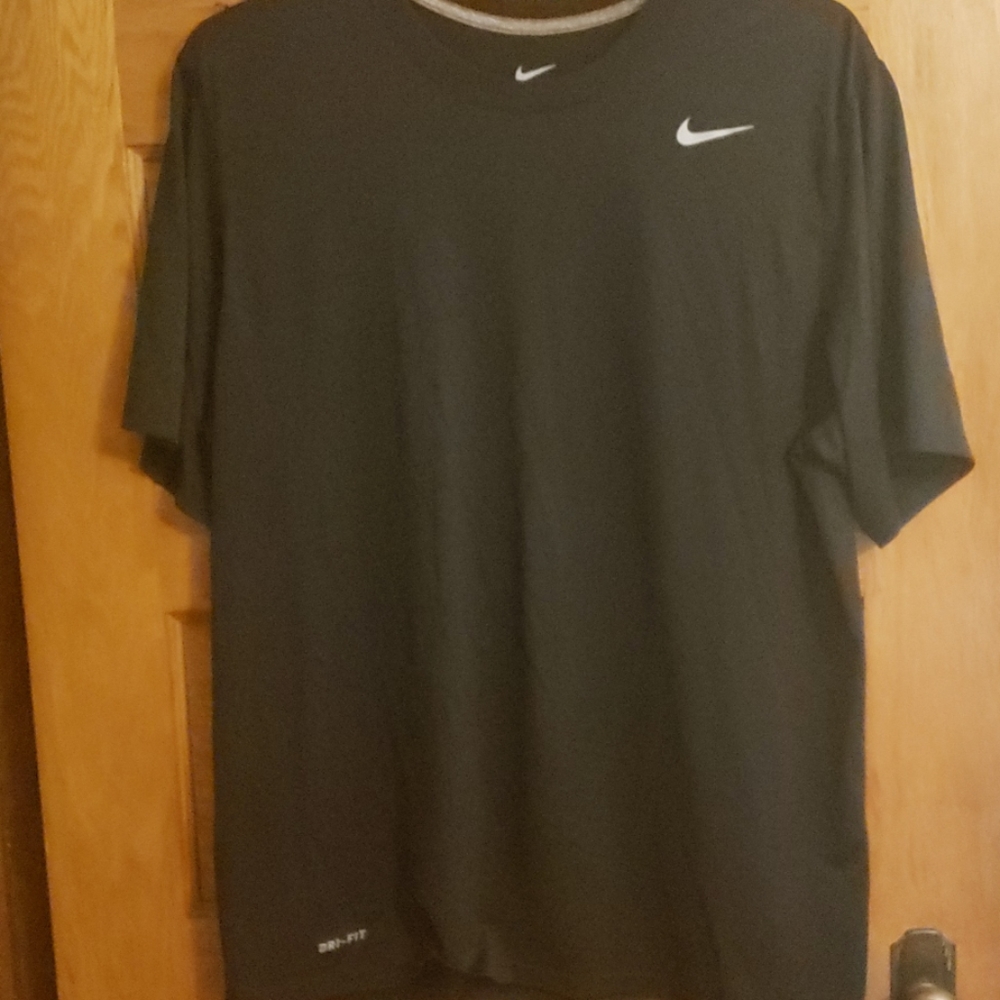 Men's Nike DRI-FIT tee